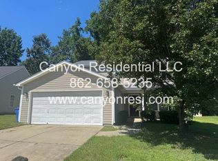 223 Julian Pond Ln, Kernersville, NC 27284