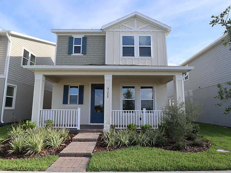 5172 Goldfinch Dr — Photo 1