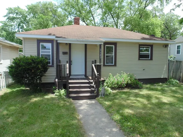 2643 Lawrence St, Lake Station, IN 46405