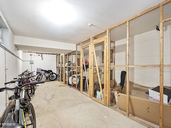 2nd image of 4158 Cove Ln APT C