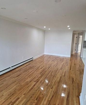 5th image of 736 E 83rd St Floor 2