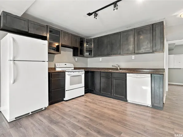916 Athol STREET, Regina, SK S4T 3B7