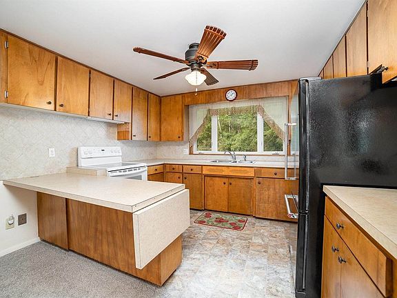 2nd image of 2826 W Walter Rd