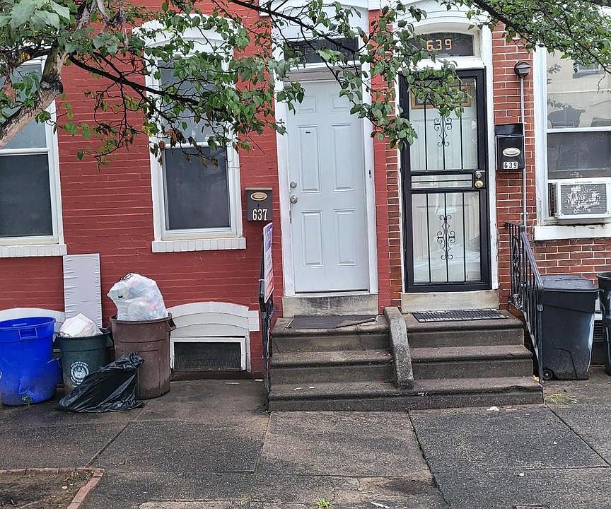 2nd image of 637-637 Royden St