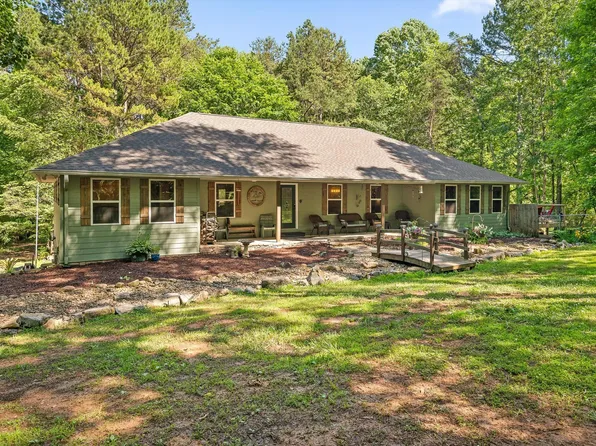 204 Chapman Ct, La Fayette, GA 30728