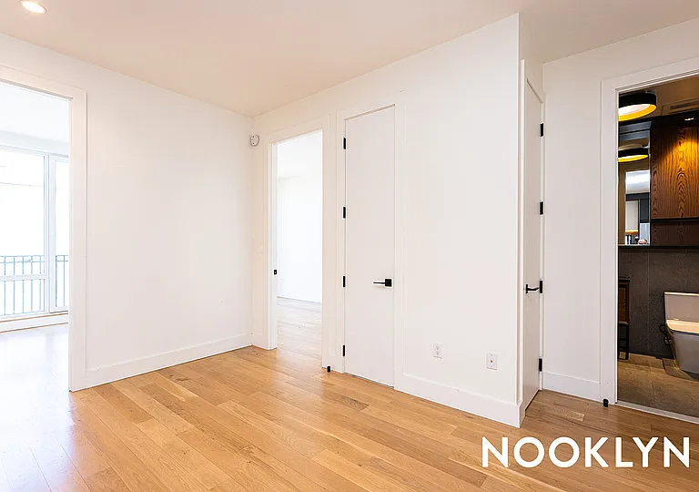16 Charles Pl #5A — Photo 20