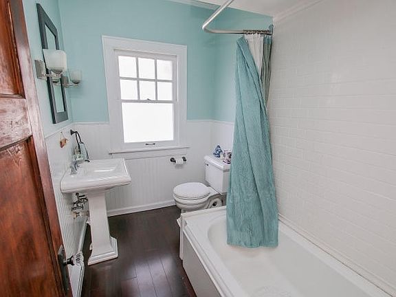 4th image of 4033 N Prospect Ave