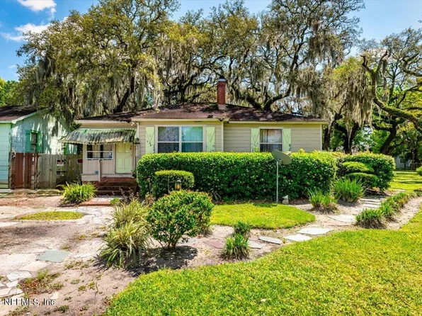 8017 Oakwood St ROOM RENTAL, Jacksonville, FL 32208