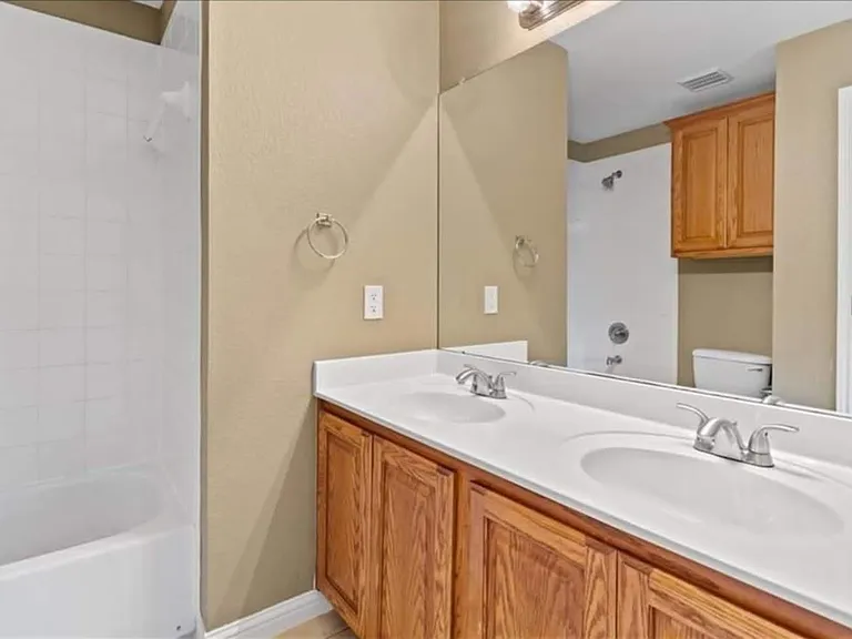 1408 River Birch Way — Photo 9