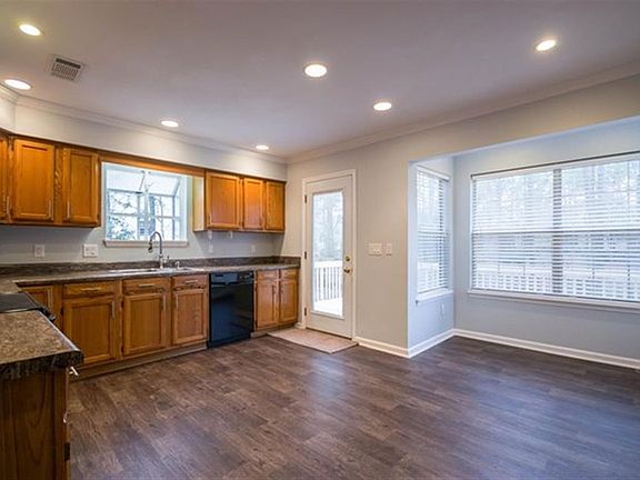 3rd image of 3218 Seawolf Dr
