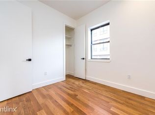 215 Richardson St, Brooklyn, NY 11222