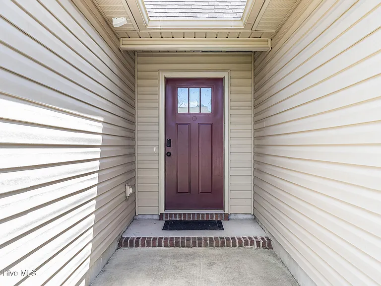 120 Prospect Dr — Photo 4