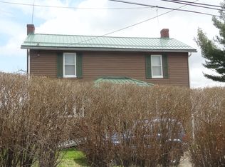 2097 Mount Pleasant Rd, Greensburg, PA 15601