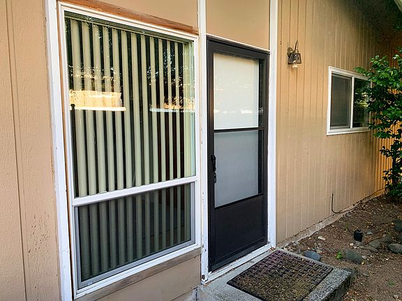 2nd image of 104 NE Creek Way
