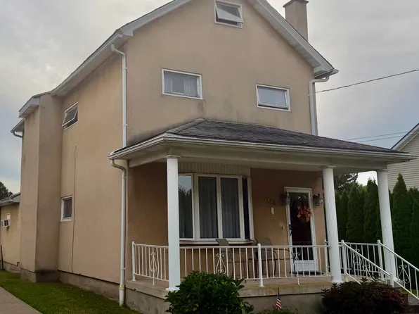 921 Prince St, Taylor, PA 18517