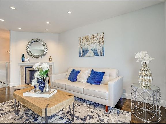 2nd image of 49 Lycett Cir