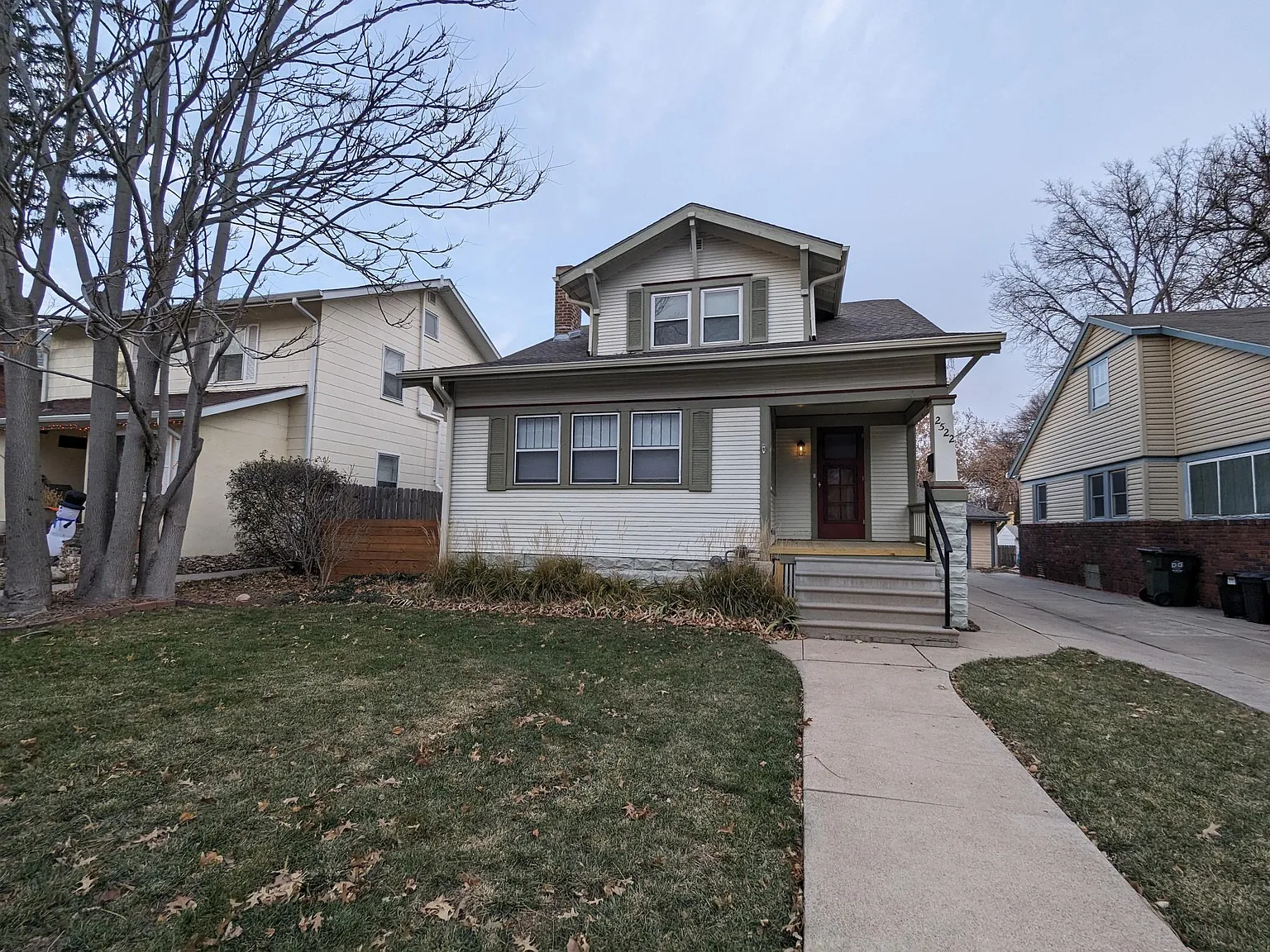 3 bed, 2.5 bath, 1730 sqft, $1,900 — Photo 1
