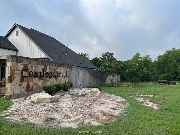 5th image of 4232 Wallaceshire Ct