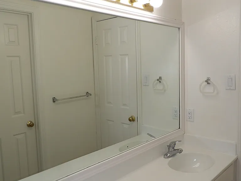 4339 Buena Vista St #5 — Photo 14