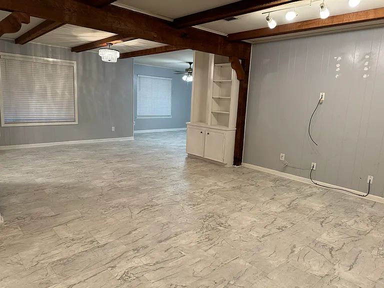 7213 University Dr — Photo 17
