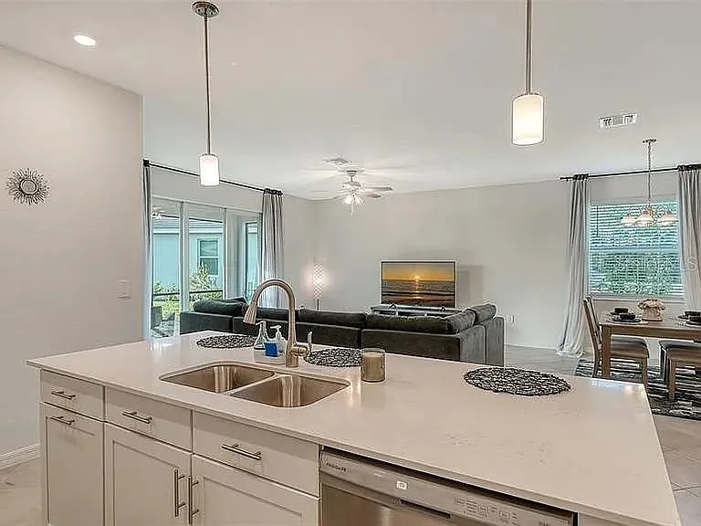 10896 Pinot Dr — Photo 21