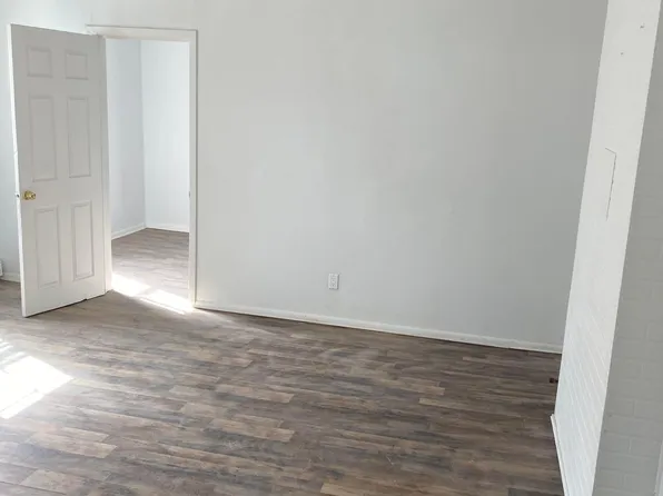30 Glen Ave #1, Amsterdam, NY 12010