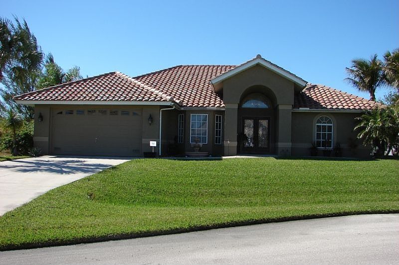 1st image of 4101 SW 27th Pl