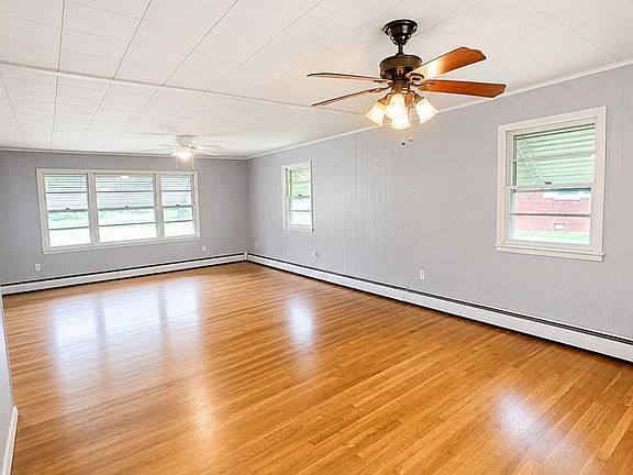 4th image of 2317 Belle Haven Rd