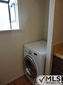 5th image of 3843 Barrington St