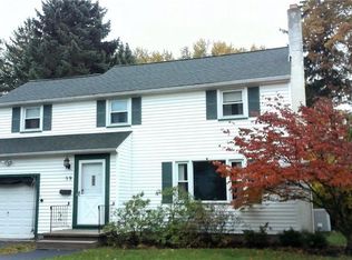 59 Bellehurst Dr, Rochester, NY 14617