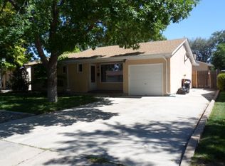 36 Scotland Rd, Pueblo, CO 81001