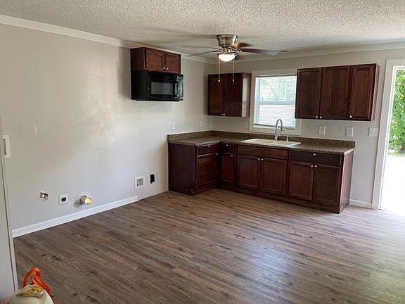2nd image of 1516 W 5th Ave