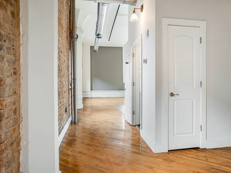 87 Peachtree St SW #506 — Photo 7
