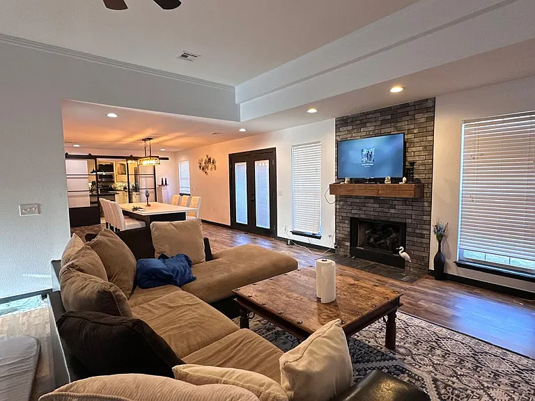 7 Stratton Ln — Photo 7