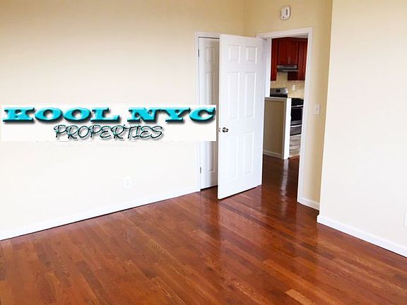 5th image of 2818 42nd St APT 2D