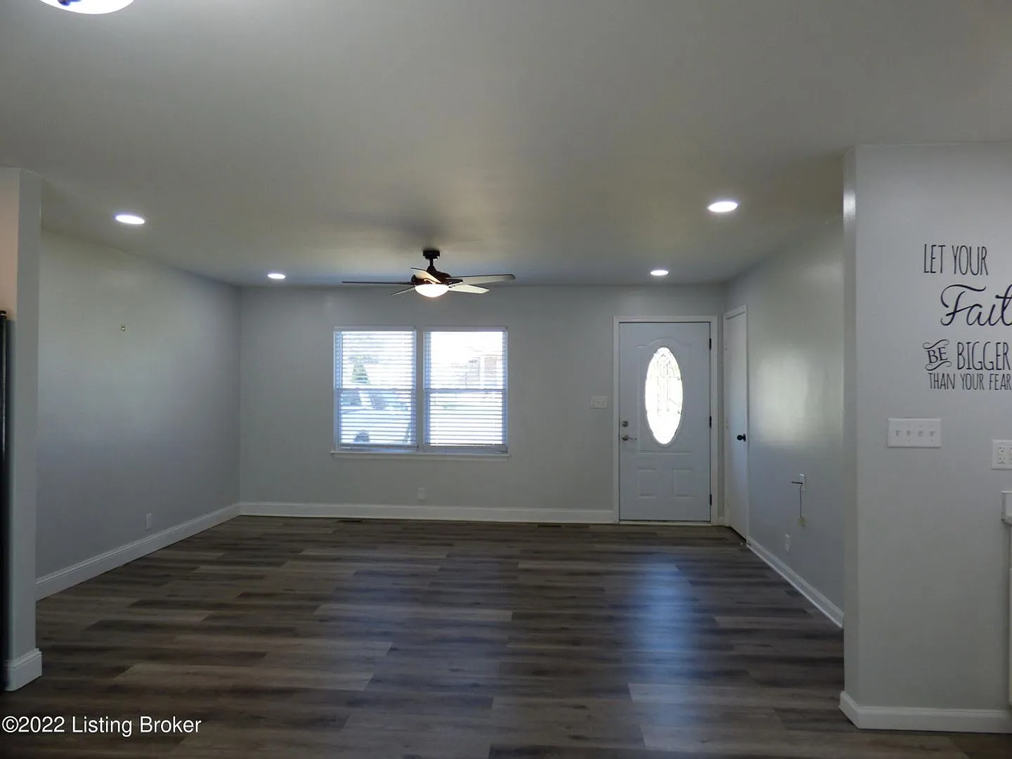 Welcome Home to this Charming, Renovated All-Brick Ranch in Mt. Washington! — Photo 2