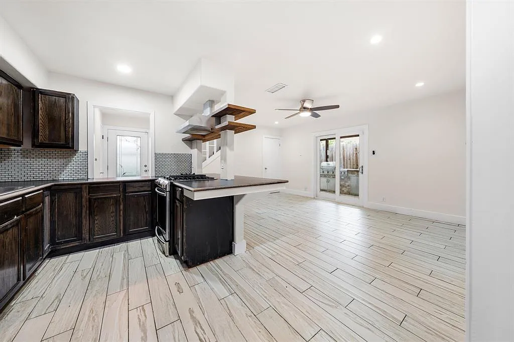 3 bed, 1806 sqft, $1,800 — Photo 4