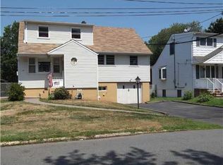 75 Isabelle St, Metuchen, NJ 08840