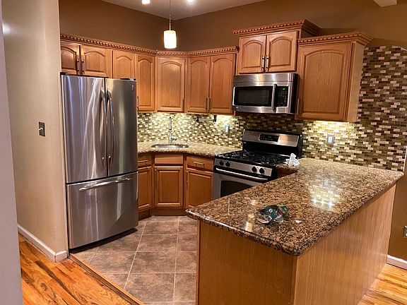 2nd image of 23042 144th Ave APT 1