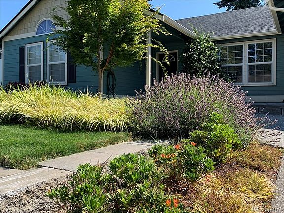 2nd image of 1106 Cobra Ln