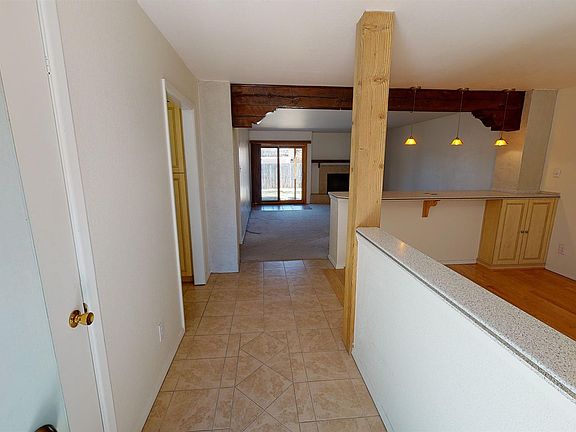 4th image of 342 Connie Ave