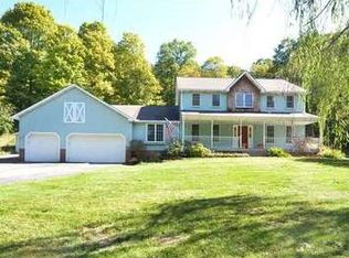225 Pleasant Hills Rd, Hookstown, PA 15050
