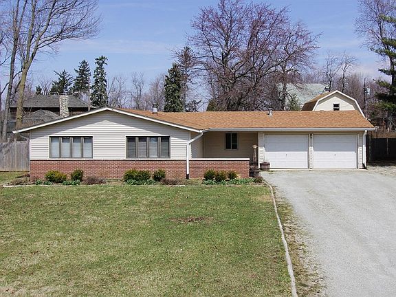 2nd image of 126 Beechwood Dr