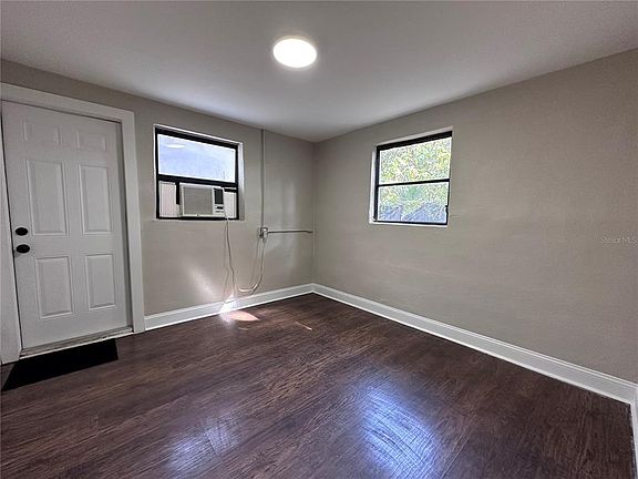 4th image of 1515 E 31st Ave #1515B