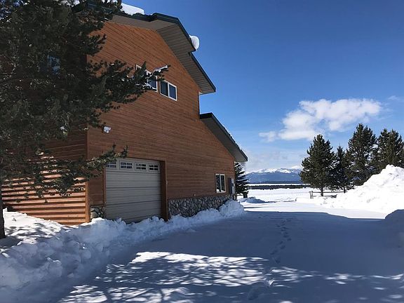 2nd image of 756 Fishing Ln