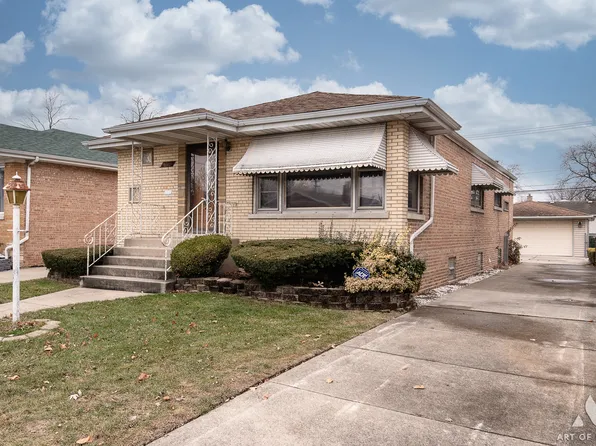 9309 S Harding Ave, Evergreen Park, IL 60805