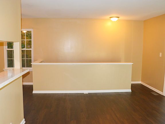 4th image of 1605 Woodcutter Ln Unit D