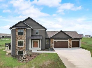 6663 Honeycomb Ln, Deforest, WI 53532