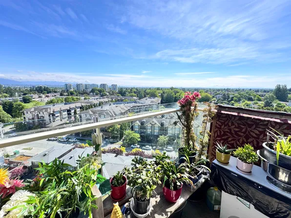 8333 Anderson Rd #1501, Richmond, BC V6Y 0E2