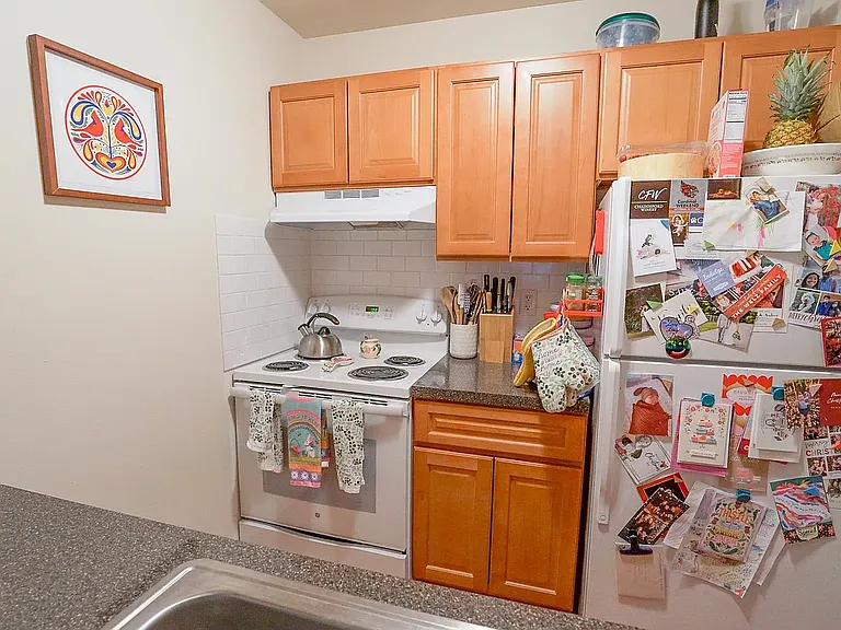 184 1st Ave #4 — Photo 4
